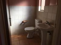 Main Bathroom - 4 square meters of property in Crystal Park