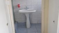 Main Bathroom - 5 square meters of property in Avoca