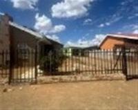 Front View of property in Middelburg (EC)