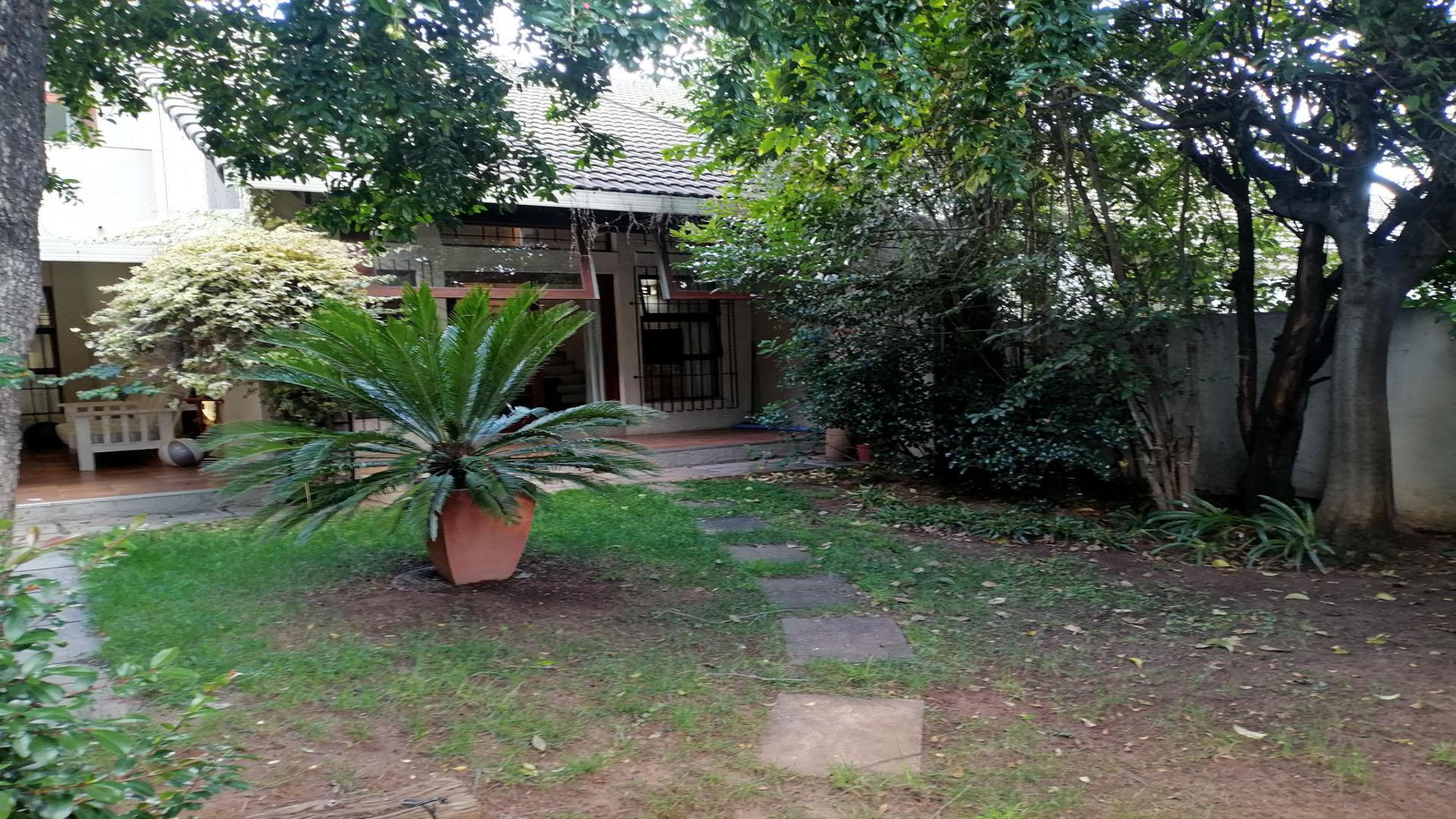 Garden of property in Bryanston