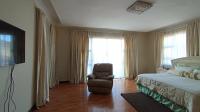 Main Bedroom - 45 square meters of property in Montana Tuine