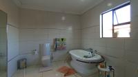 Main Bathroom - 15 square meters of property in Montana Tuine