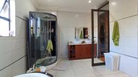Main Bathroom - 15 square meters of property in Montana Tuine