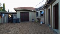 Backyard of property in Montana Tuine