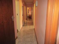 Spaces - 10 square meters of property in Dunnottar