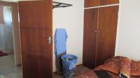 Bed Room 1 - 11 square meters of property in Dunnottar