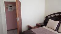 Bed Room 2 - 10 square meters of property in Dunnottar