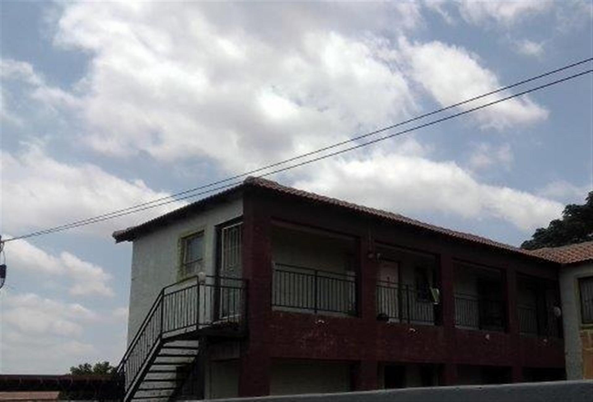 Front View of property in Nellmapius