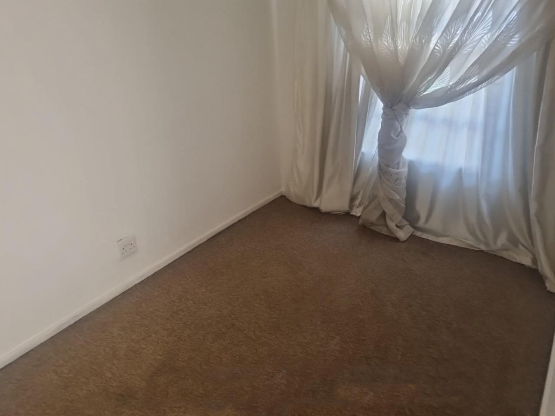 Bed Room 2 of property in Dawn Park