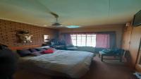 Main Bedroom - 17 square meters of property in Hartebeesfontein