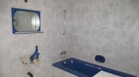 Bathroom 3+ - 9 square meters of property in Port Edward