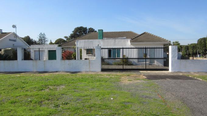 5 Bedroom House for Sale For Sale in Milnerton - Home Sell - MR392728