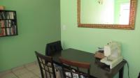 Dining Room - 10 square meters of property in Windsor West