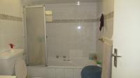 Bathroom 1 - 6 square meters of property in Windsor West