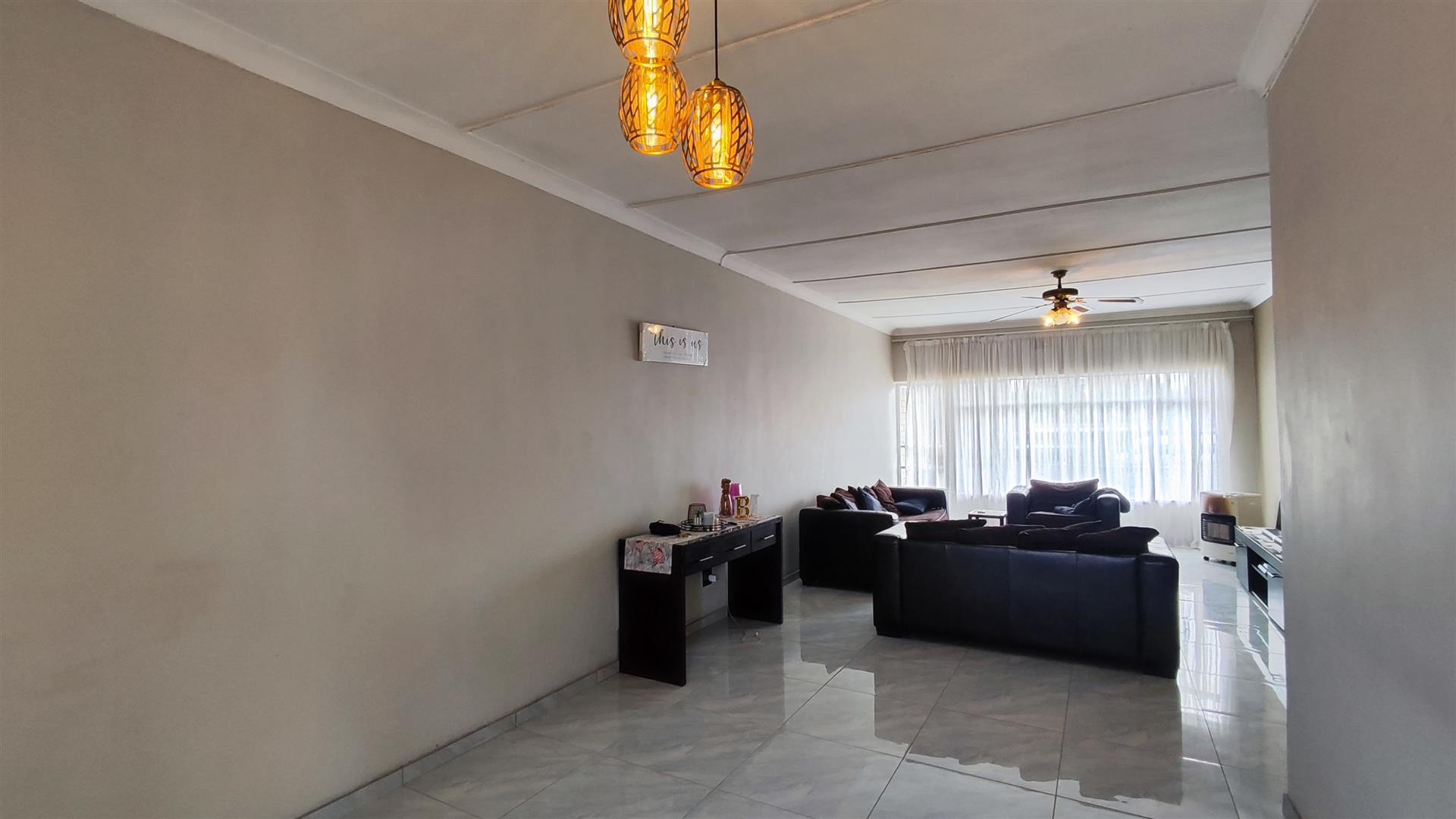 Dining Room of property in Three Rivers