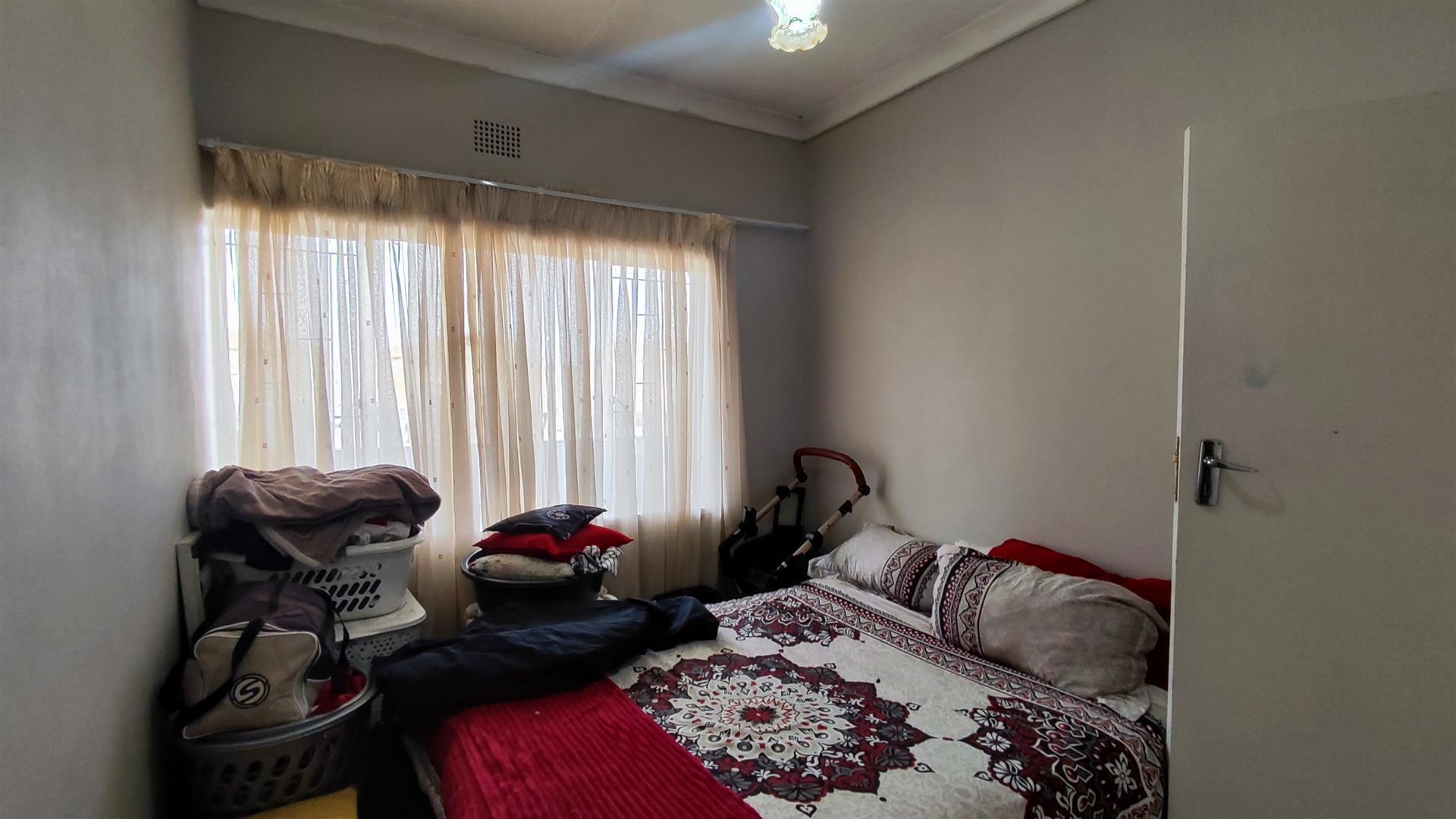 Bed Room 3 - 14 square meters of property in Three Rivers