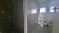 Bathroom 2 of property in Three Rivers