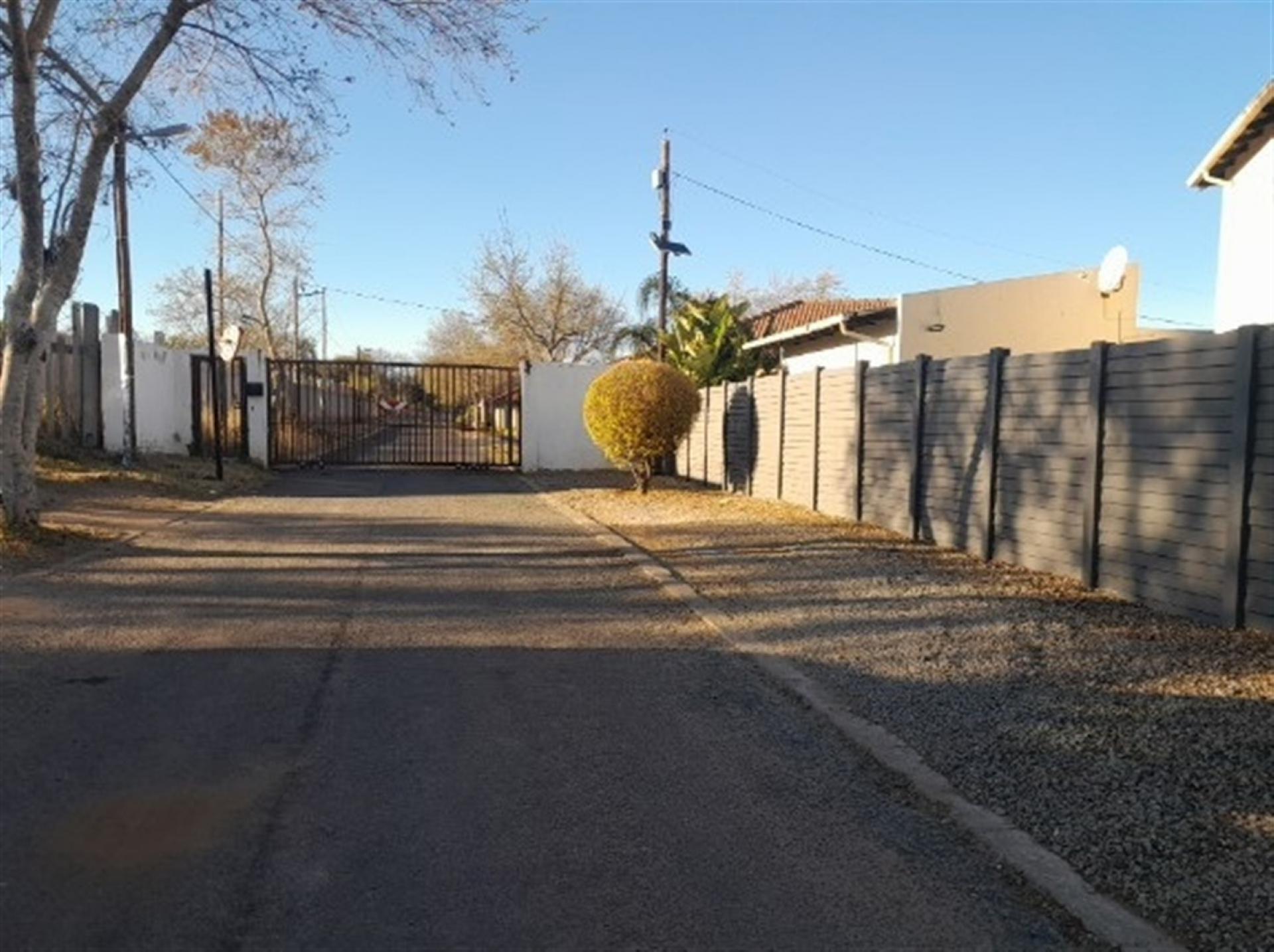 Front View of property in Cosmo City