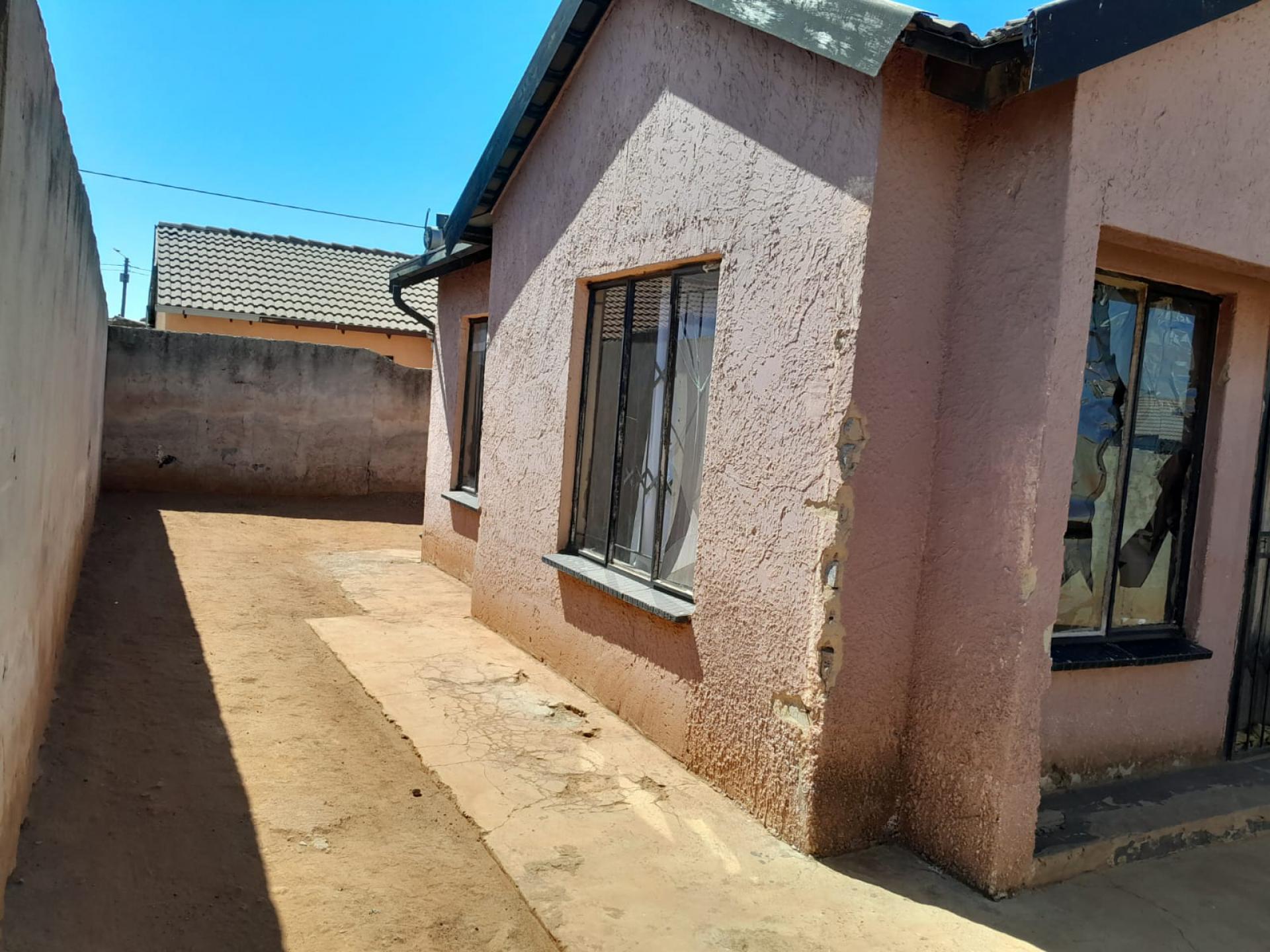 Backyard of property in Clayville