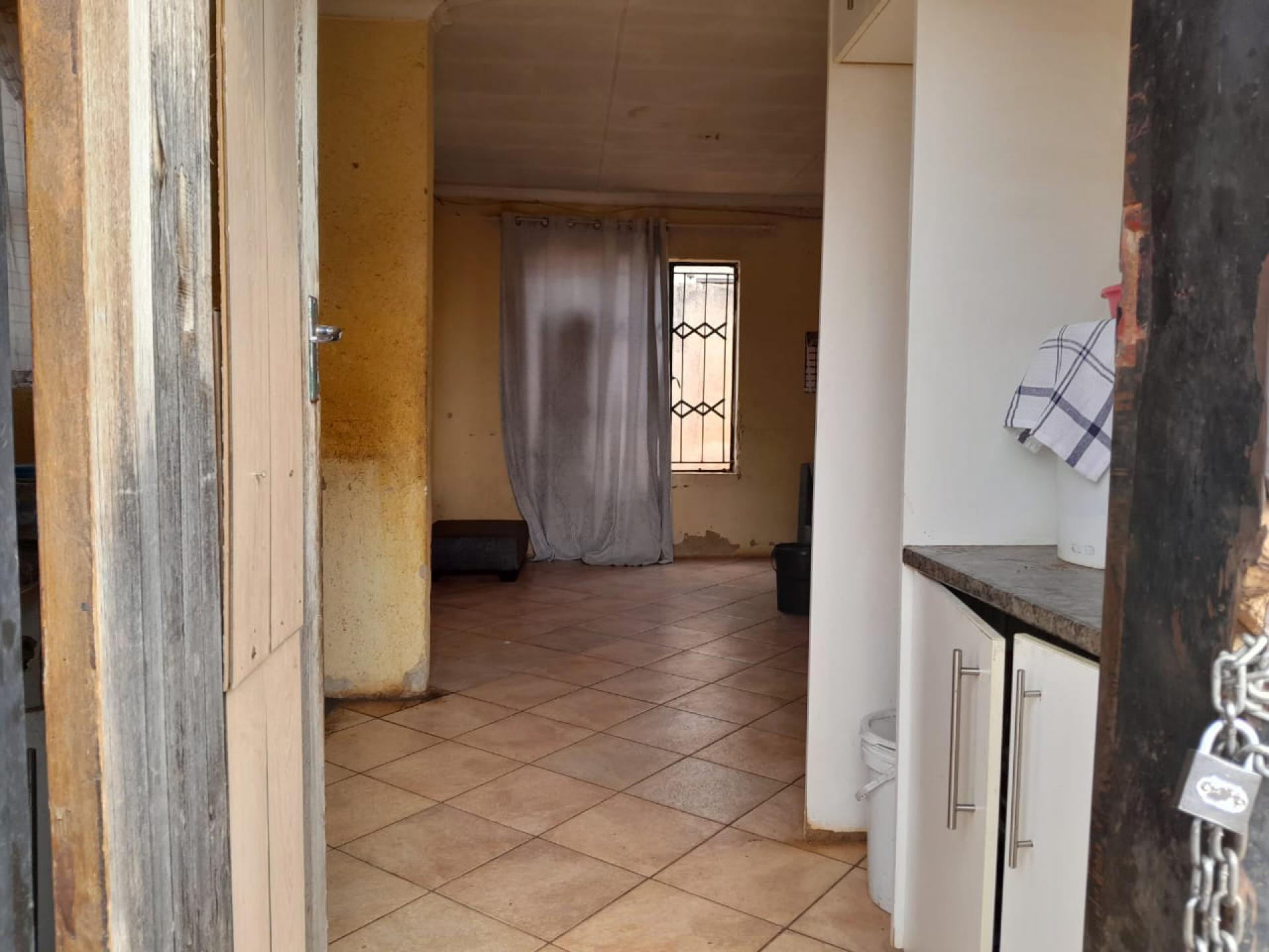 Kitchen of property in Clayville