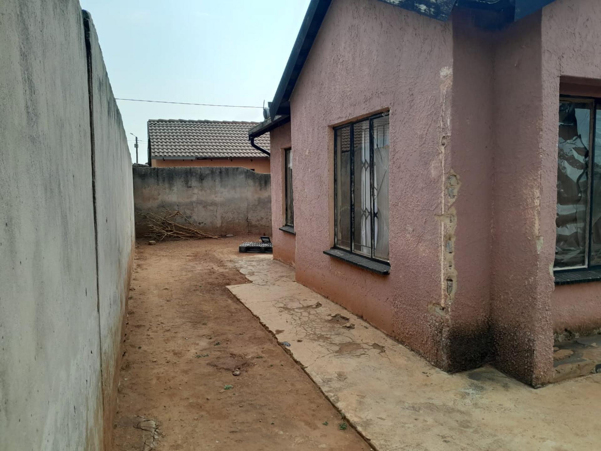 Backyard of property in Clayville