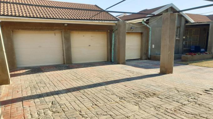 3 Bedroom House for Sale and to Rent For Sale in Vanderbijlpark - Private Sale - MR393830