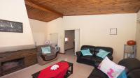 Lounges of property in Kraaifontein