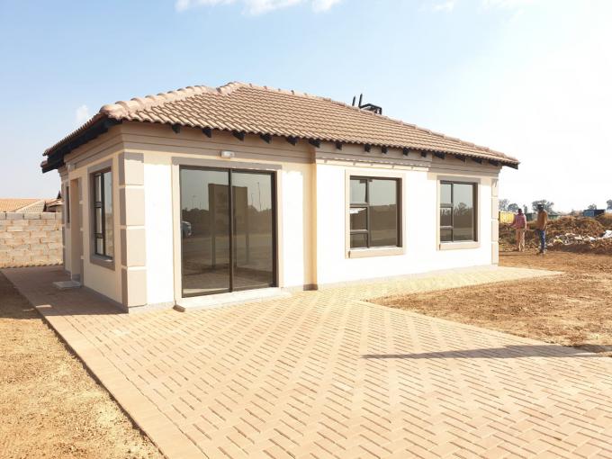 2 Bedroom House for Sale For Sale in Vanderbijlpark MR3945