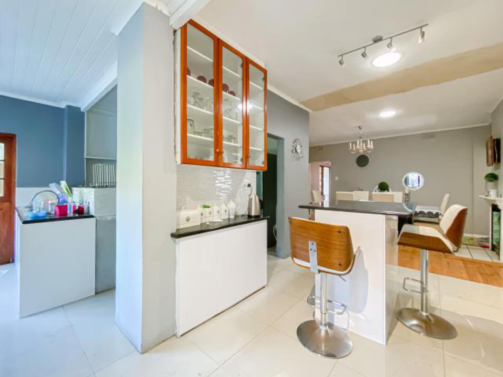 Kitchen of property in Kenridge 
