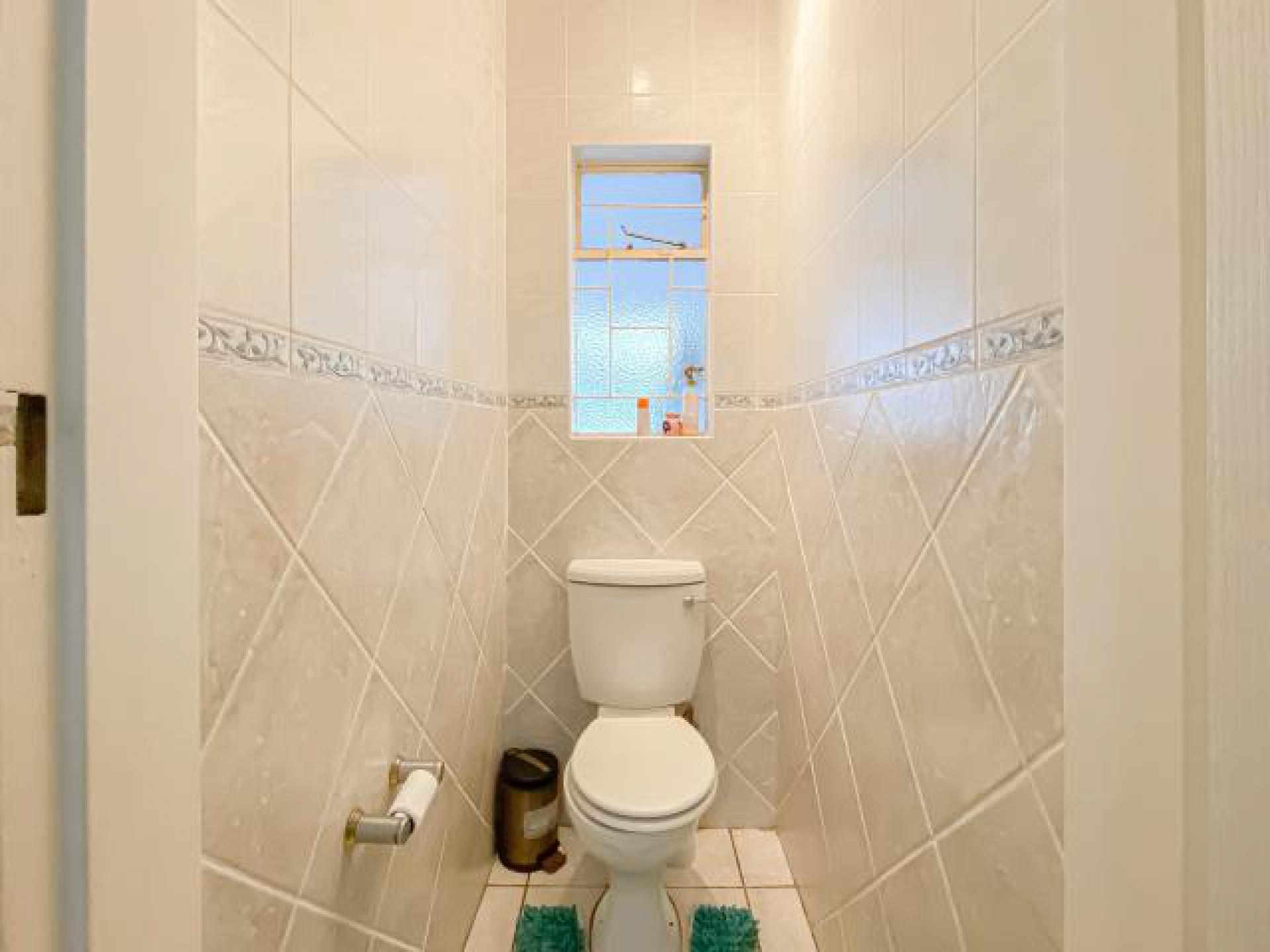 Bathroom 3+ of property in Kenridge 