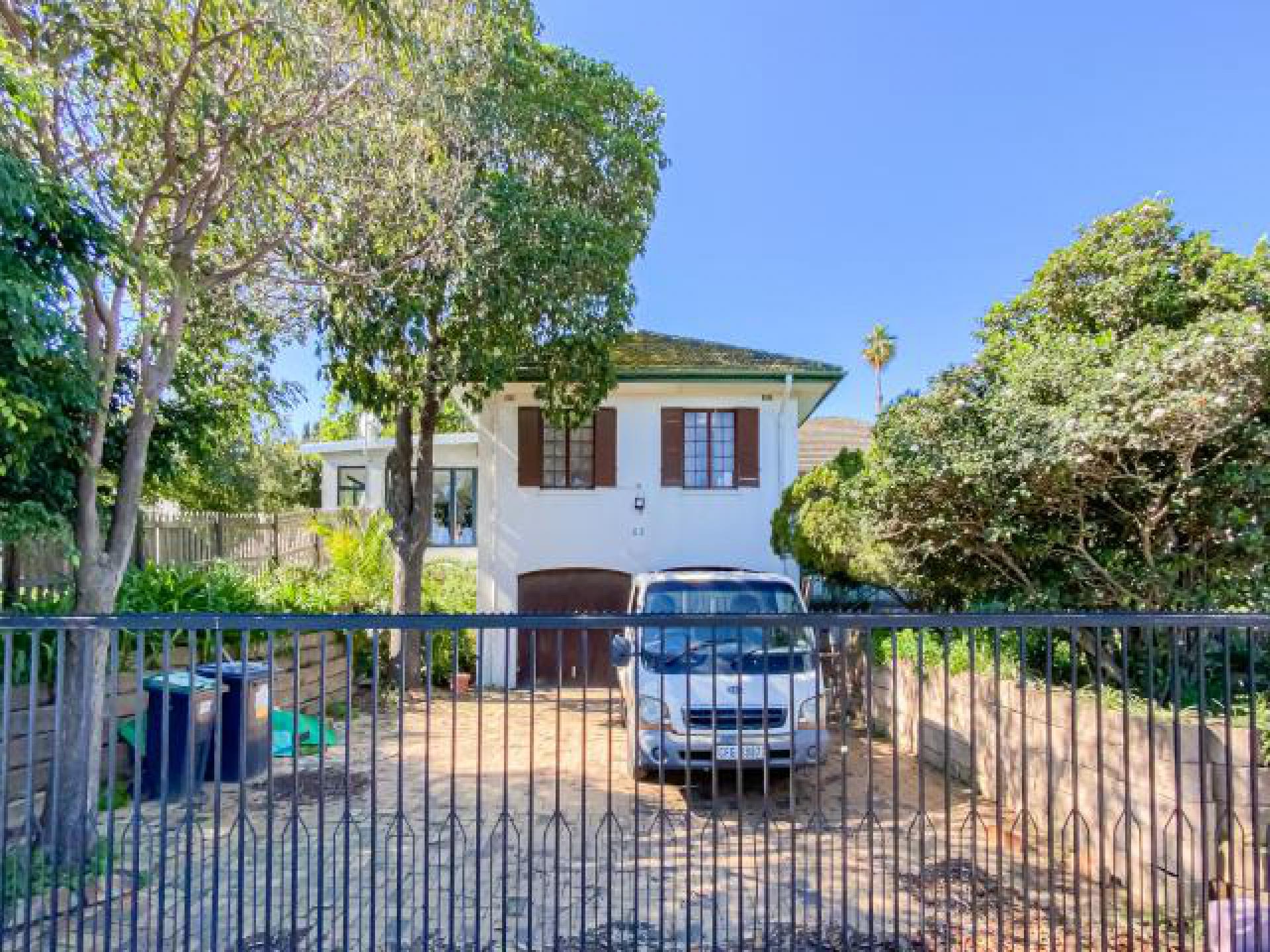 Front View of property in Kenridge 