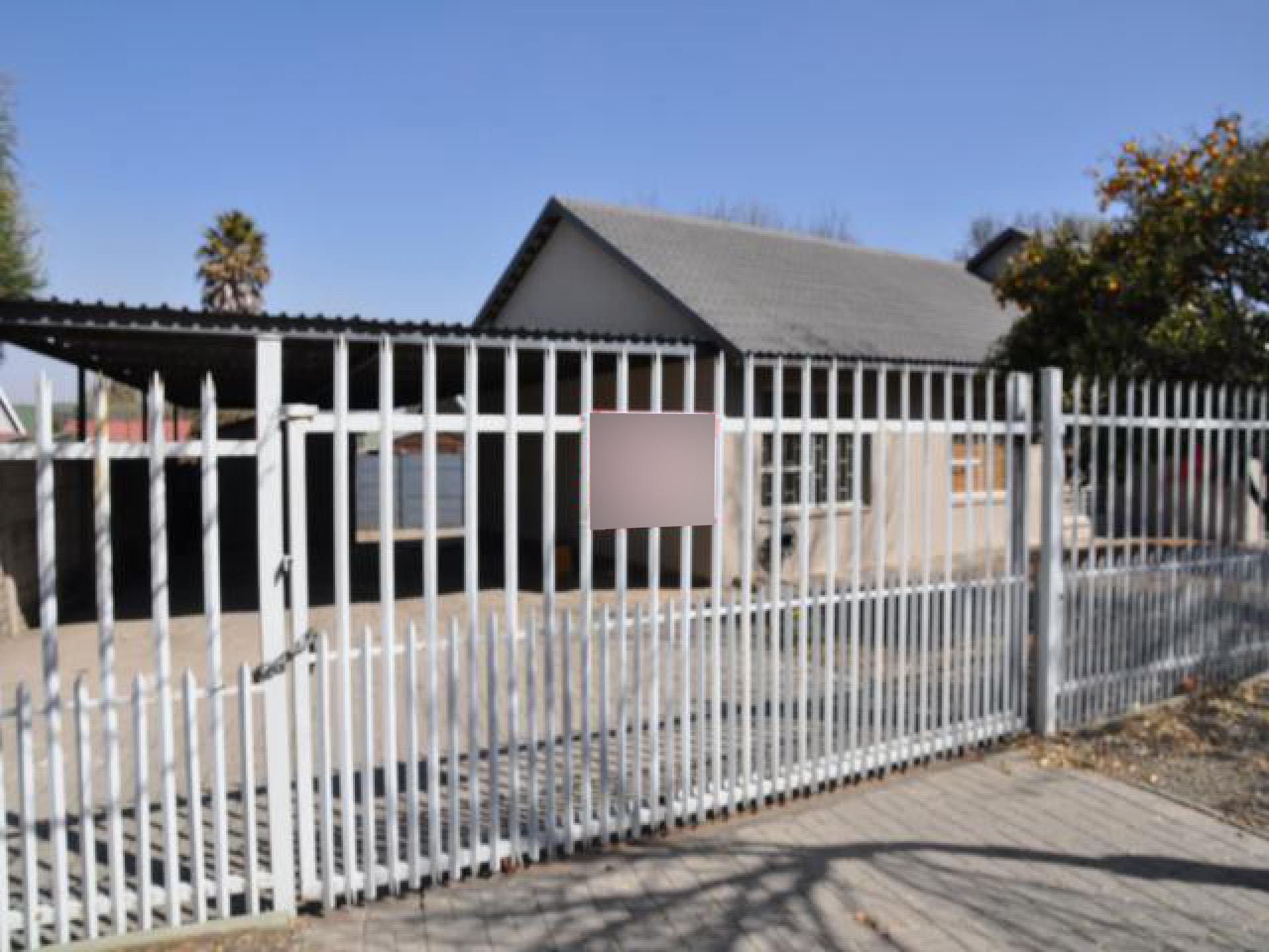 Front View of property in Secunda