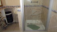 Main Bathroom - 5 square meters of property in Kingsburgh