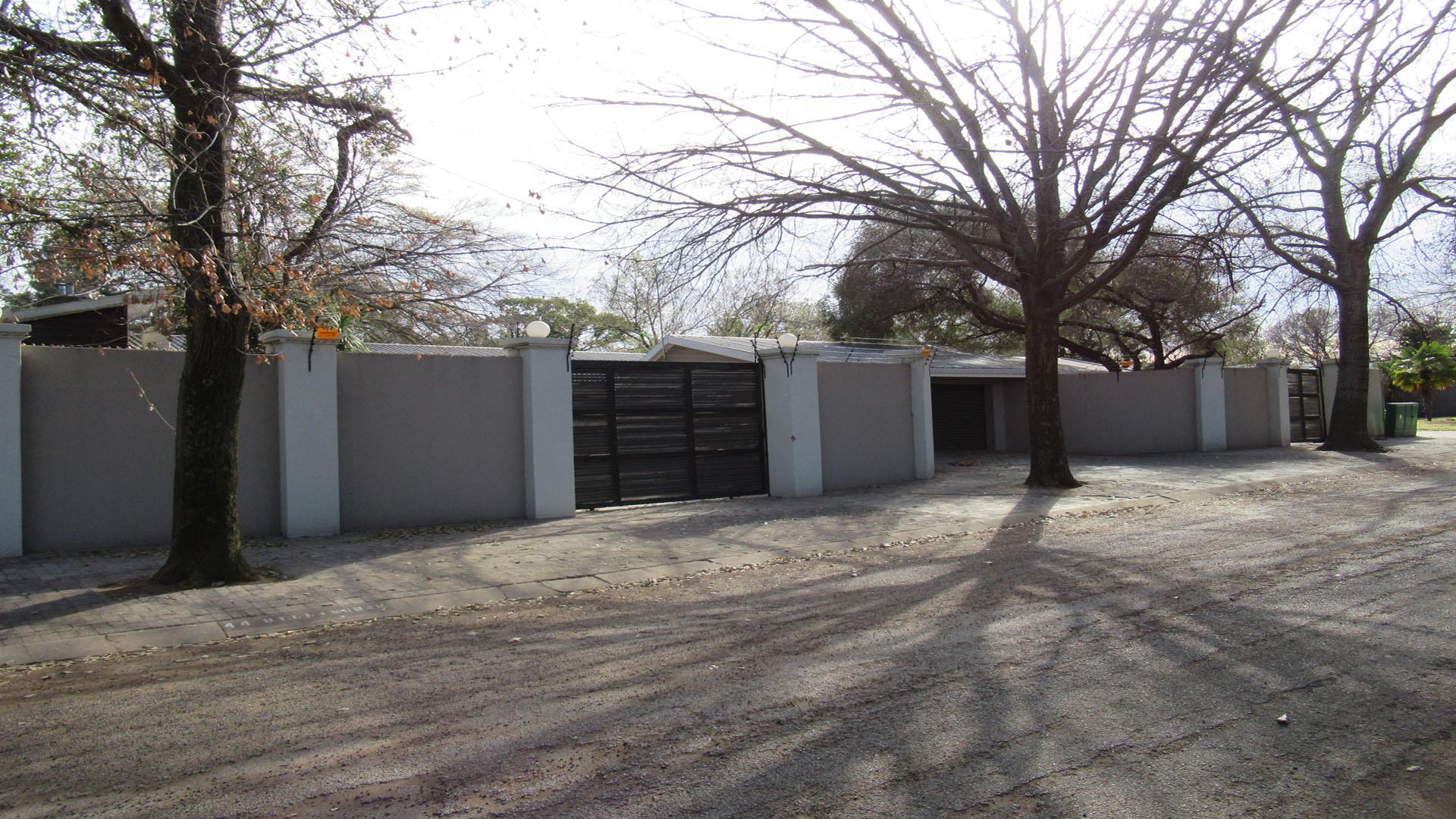 Front View of property in Sasolburg