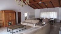 Lounges - 47 square meters of property in Sasolburg