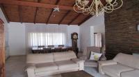 Lounges - 47 square meters of property in Sasolburg