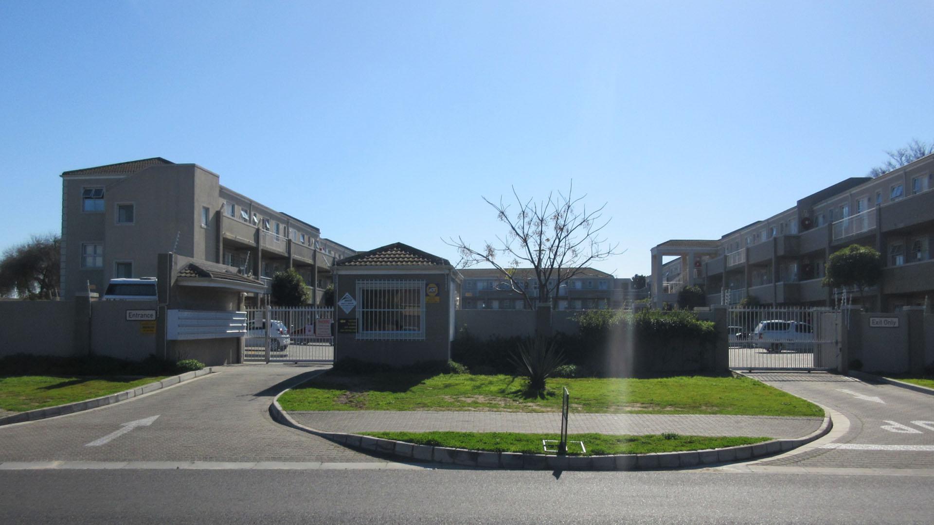 Front View of property in Bellville