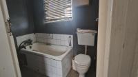 Bathroom 1 of property in Meriting