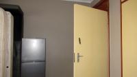 Bed Room 1 - 20 square meters of property in Kwaggasrand