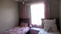 Bed Room 3 - 13 square meters of property in Kwaggasrand
