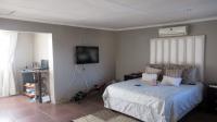 Main Bedroom - 44 square meters of property in Kwaggasrand