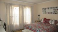 Bed Room 1 - 18 square meters of property in Waterval East