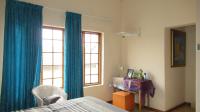 Main Bedroom - 21 square meters of property in Waterval East