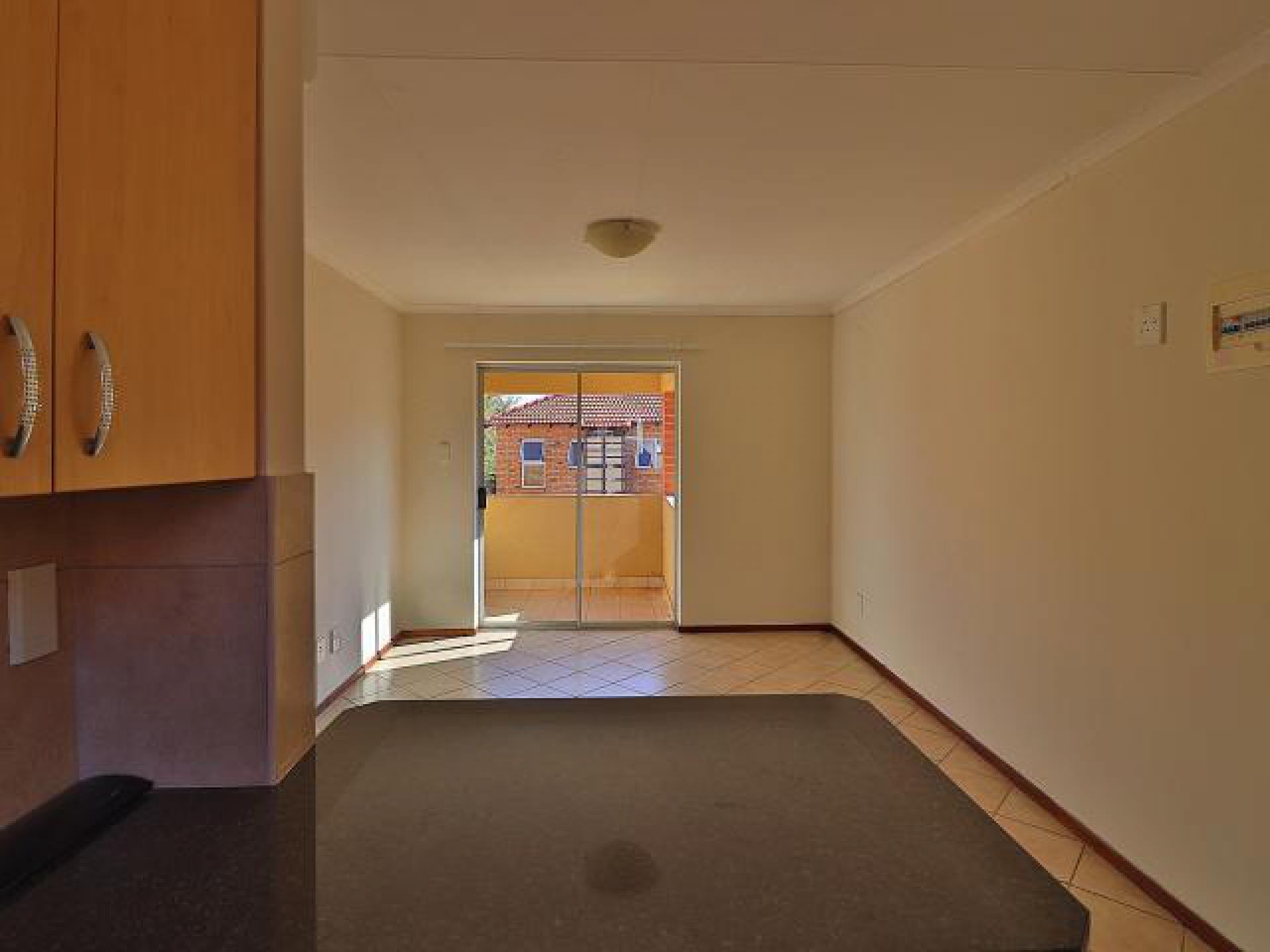 Lounges of property in Lephalale (Ellisras)