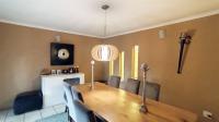 Dining Room - 19 square meters of property in Sunward park
