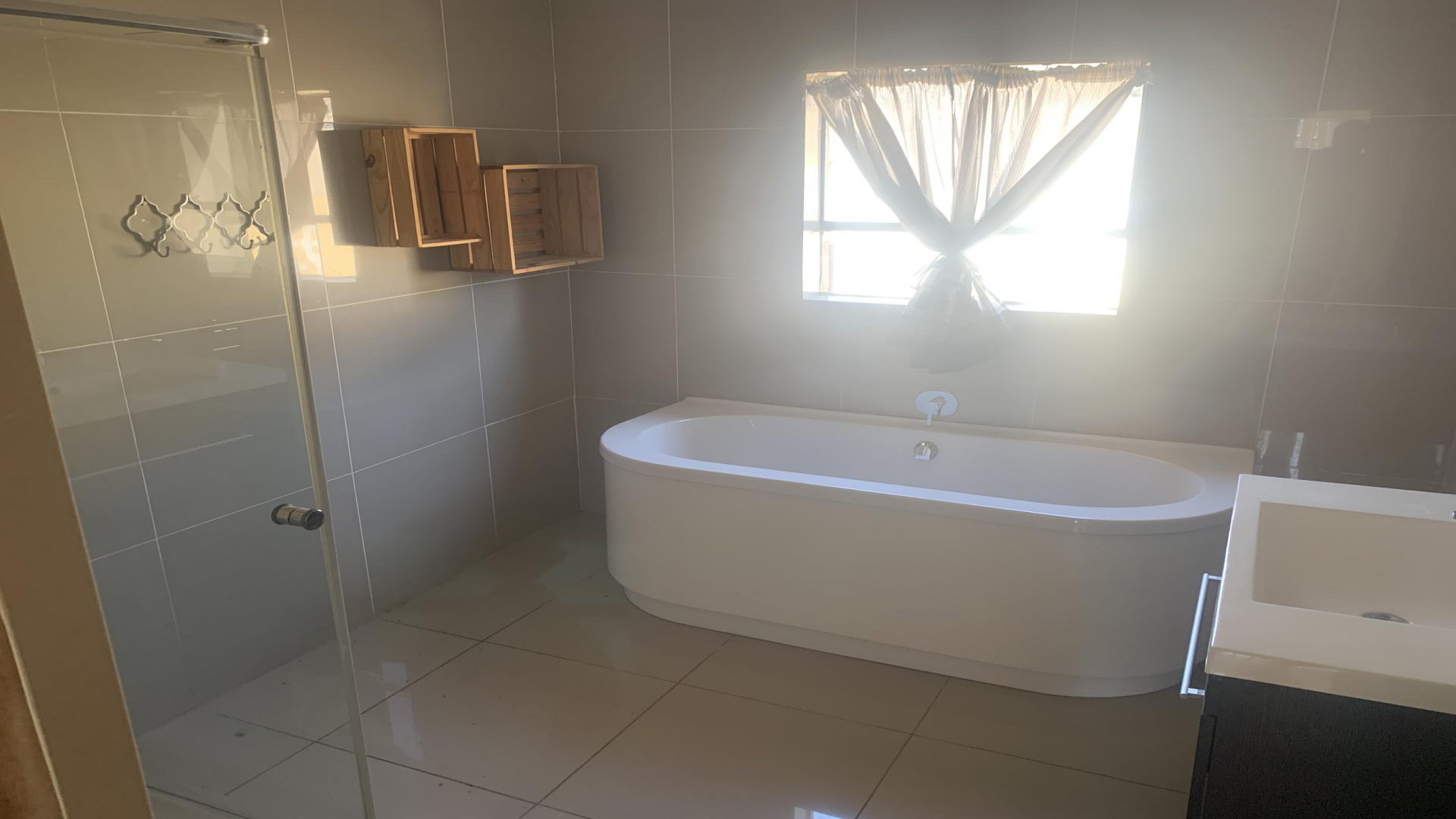 Bathroom 2 of property in Johannesburg North