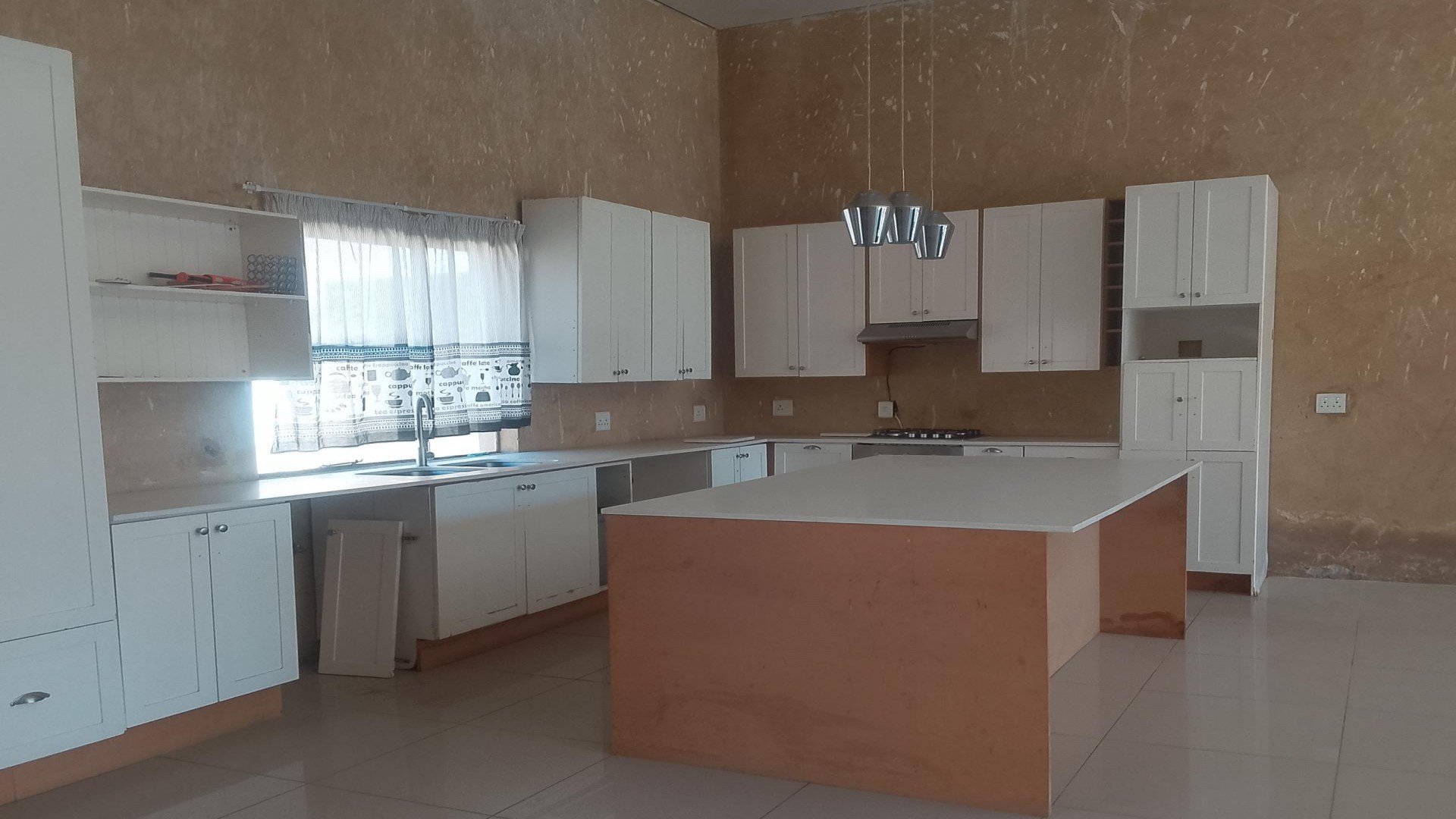 Kitchen - 28 square meters of property in Johannesburg North