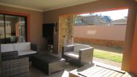 Patio - 15 square meters of property in Bartlett AH