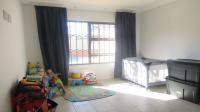 Bed Room 2 - 14 square meters of property in Bartlett AH