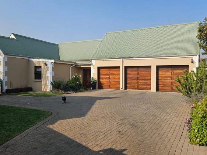 3 Bedroom House to Rent in Eldoraigne - Property to rent - MR396938